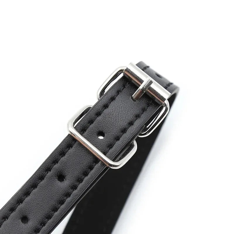 Silicone Bone Gag – Soft BDSM Restraint for Couples and Erotic Roleplay